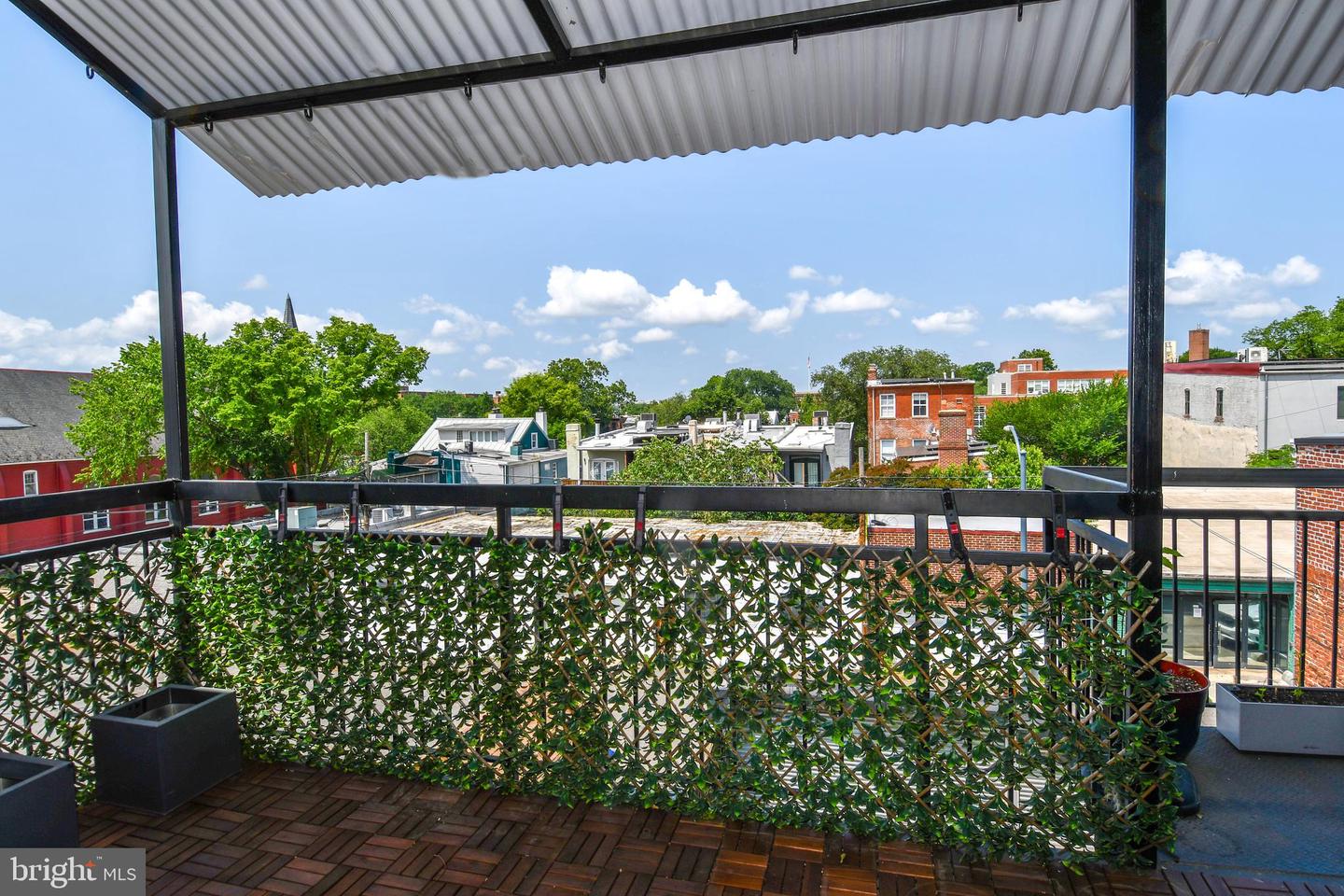 719 12TH ST SE #3, WASHINGTON, District Of Columbia 20003, 2 Bedrooms Bedrooms, ,3 BathroomsBathrooms,Residential,For sale,719 12TH ST SE #3,DCDC2204048 MLS # DCDC2204048