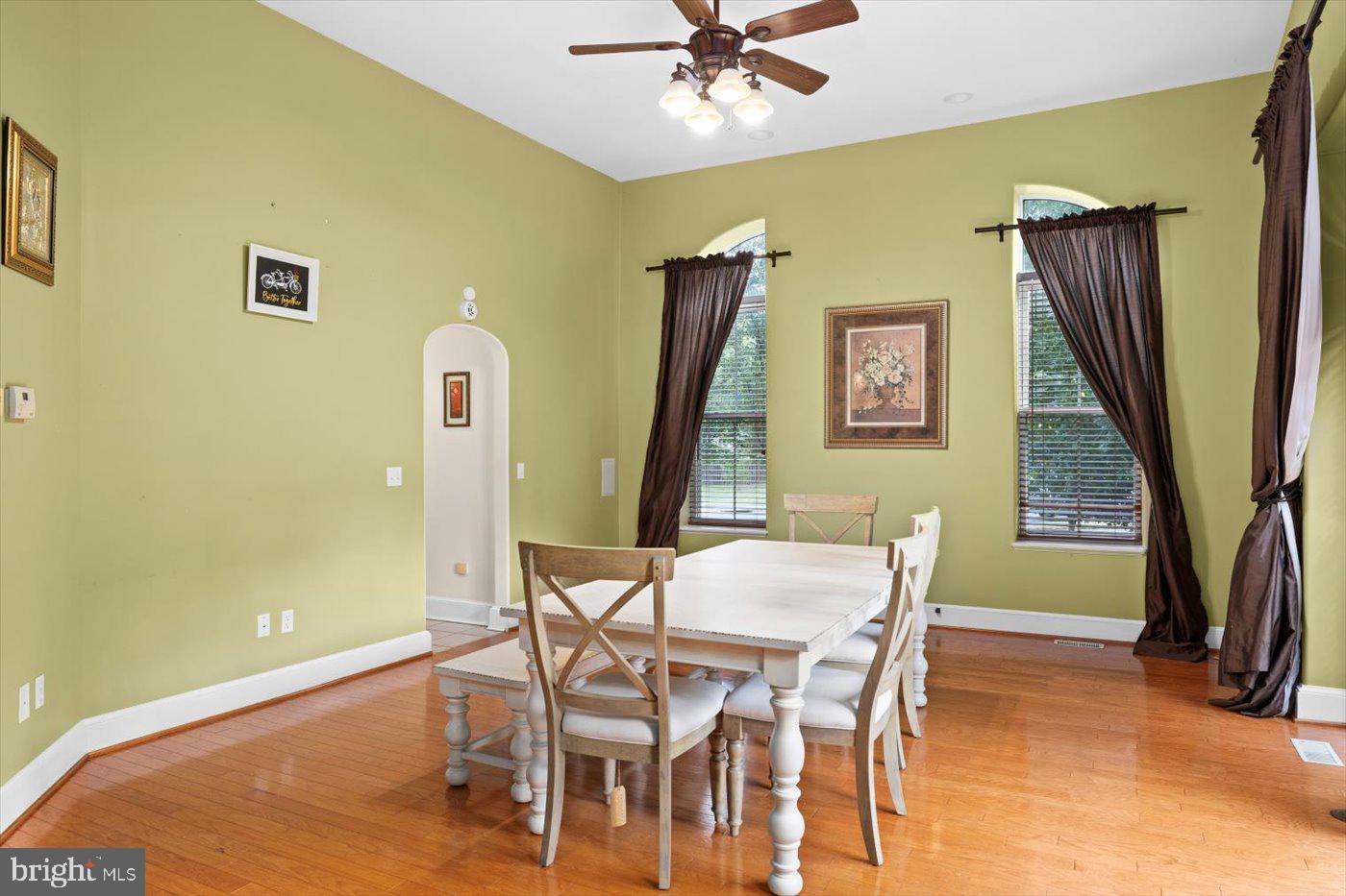 6902 TOWER OF LONDON DR, FREDERICKSBURG, Virginia 22407, 6 Bedrooms Bedrooms, ,5 BathroomsBathrooms,Residential,For sale,6902 TOWER OF LONDON DR,VASP2036404 MLS # VASP2036404