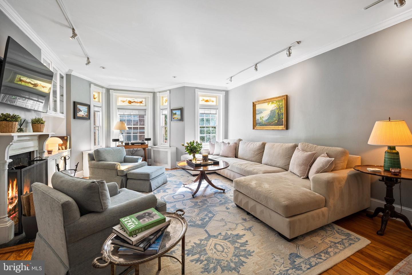 1823 RIGGS PL NW #2, WASHINGTON, District Of Columbia 20009, 3 Bedrooms Bedrooms, ,2 BathroomsBathrooms,Residential,For sale,1823 RIGGS PL NW #2,DCDC2224258 MLS # DCDC2224258