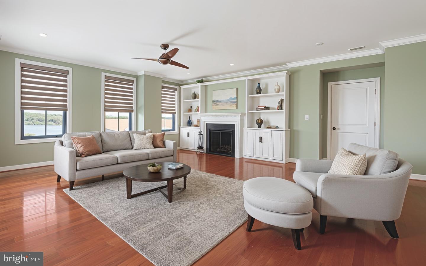 485 HARBOR SIDE ST #703, WOODBRIDGE, Virginia 22191, 2 Bedrooms Bedrooms, ,2 BathroomsBathrooms,Residential,For sale,485 HARBOR SIDE ST #703,VAPW2105450 MLS # VAPW2105450