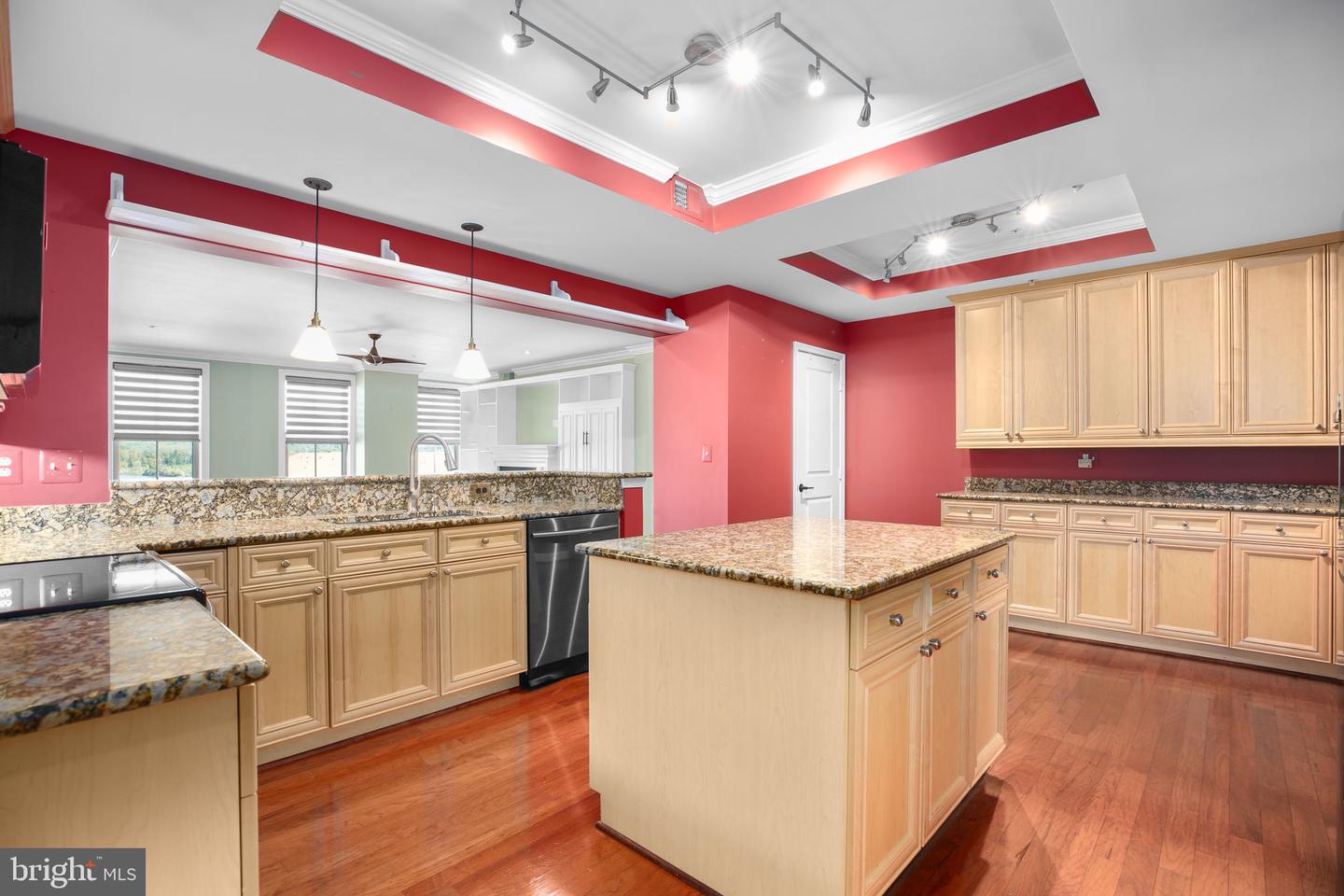 485 HARBOR SIDE ST #703, WOODBRIDGE, Virginia 22191, 2 Bedrooms Bedrooms, ,2 BathroomsBathrooms,Residential,For sale,485 HARBOR SIDE ST #703,VAPW2105450 MLS # VAPW2105450