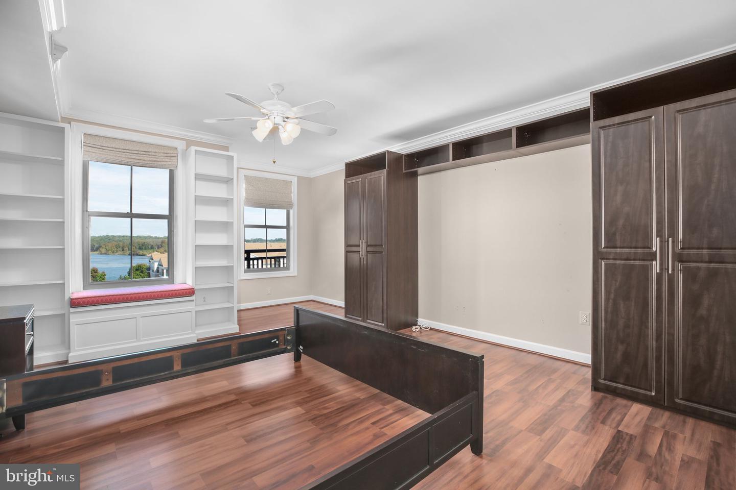 485 HARBOR SIDE ST #703, WOODBRIDGE, Virginia 22191, 2 Bedrooms Bedrooms, ,2 BathroomsBathrooms,Residential,For sale,485 HARBOR SIDE ST #703,VAPW2105450 MLS # VAPW2105450