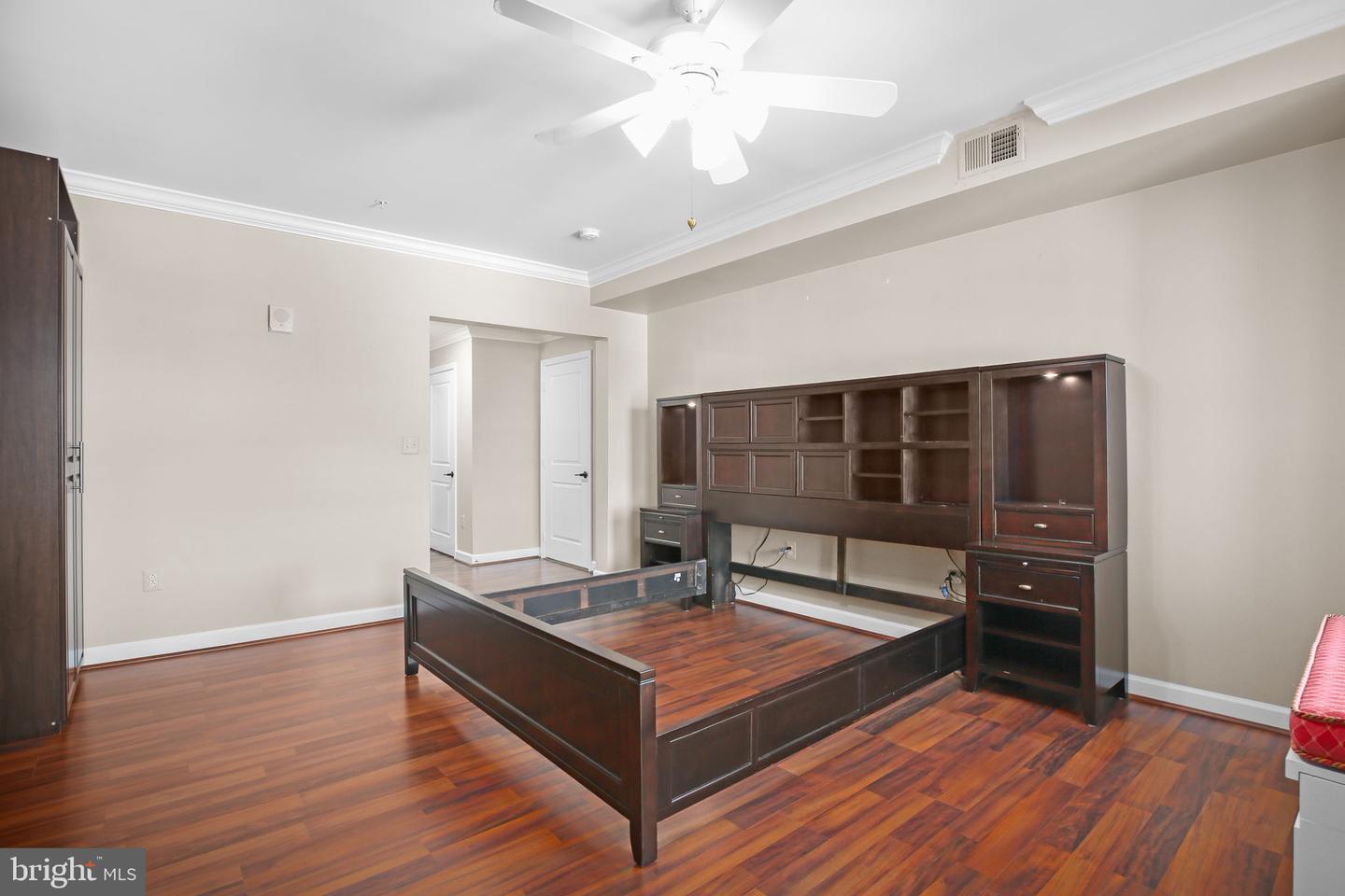 485 HARBOR SIDE ST #703, WOODBRIDGE, Virginia 22191, 2 Bedrooms Bedrooms, ,2 BathroomsBathrooms,Residential,For sale,485 HARBOR SIDE ST #703,VAPW2105450 MLS # VAPW2105450