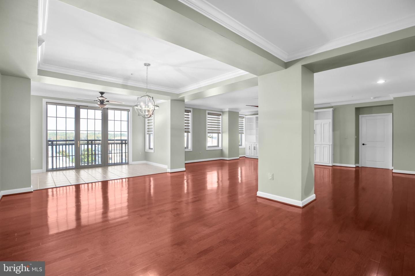 485 HARBOR SIDE ST #703, WOODBRIDGE, Virginia 22191, 2 Bedrooms Bedrooms, ,2 BathroomsBathrooms,Residential,For sale,485 HARBOR SIDE ST #703,VAPW2105450 MLS # VAPW2105450