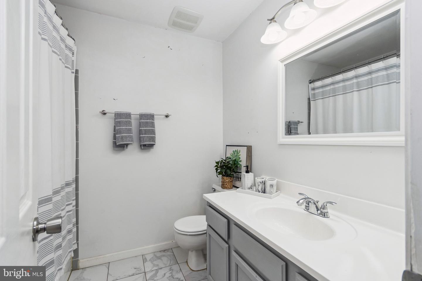 38 WOODS EDGE CT, STAFFORD, Virginia 22554, 3 Bedrooms Bedrooms, ,2 BathroomsBathrooms,Residential,For sale,38 WOODS EDGE CT,VAST2043430 MLS # VAST2043430