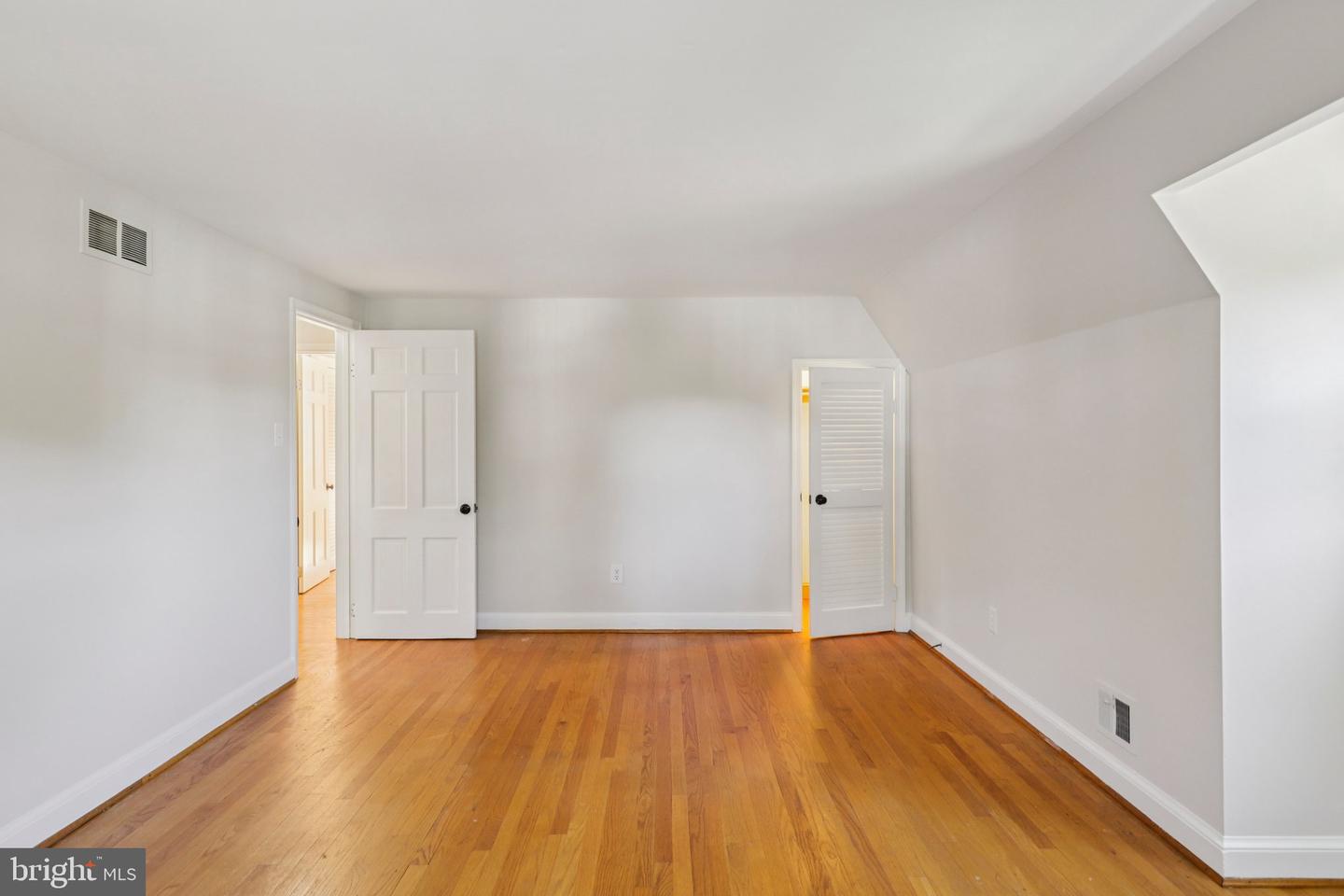 8751 WEIR ST, MANASSAS, Virginia 20110, 3 Bedrooms Bedrooms, ,2 BathroomsBathrooms,Residential,For sale,8751 WEIR ST,VAMN2009474 MLS # VAMN2009474