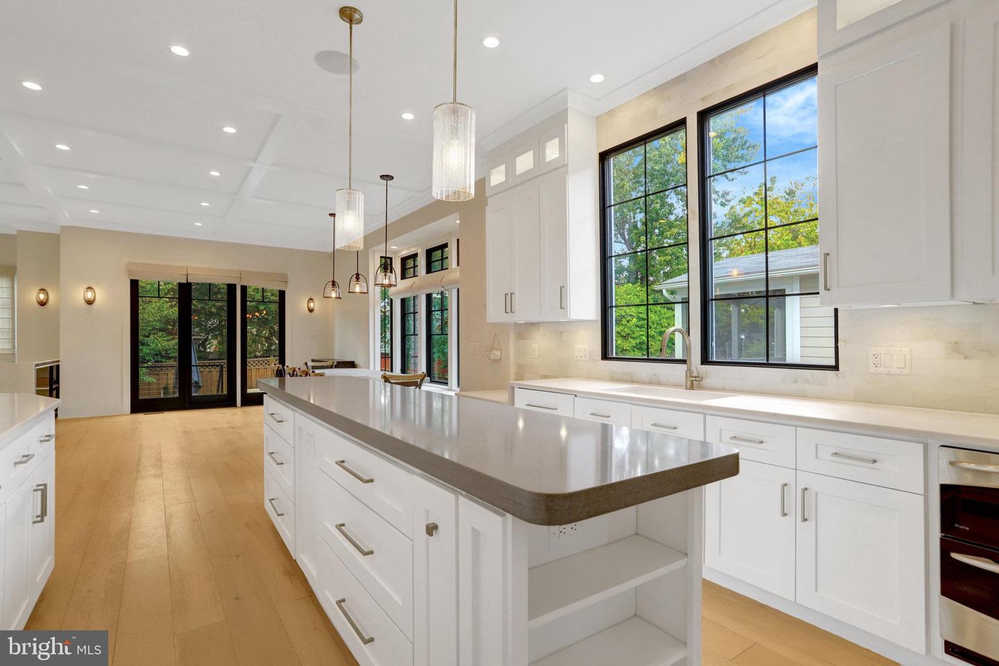 710 N HIGHLAND ST, ARLINGTON, Virginia 22201, 5 Bedrooms Bedrooms, 19 Rooms Rooms,4 BathroomsBathrooms,Residential,For sale,710 N HIGHLAND ST,VAAR2064870 MLS # VAAR2064870