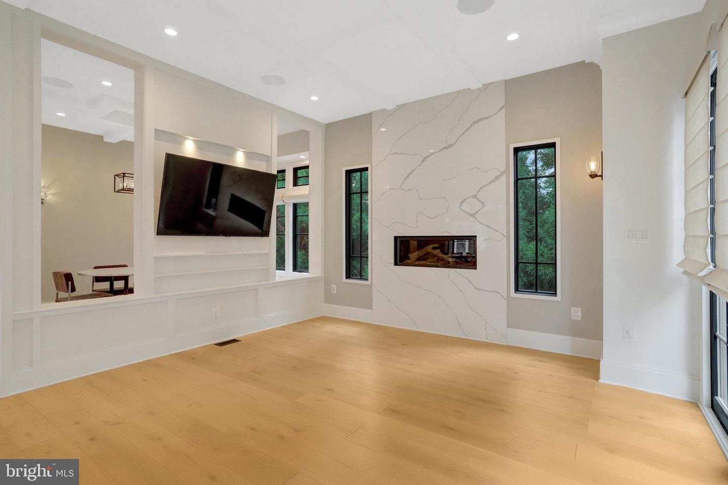710 N HIGHLAND ST, ARLINGTON, Virginia 22201, 5 Bedrooms Bedrooms, 19 Rooms Rooms,4 BathroomsBathrooms,Residential,For sale,710 N HIGHLAND ST,VAAR2064870 MLS # VAAR2064870