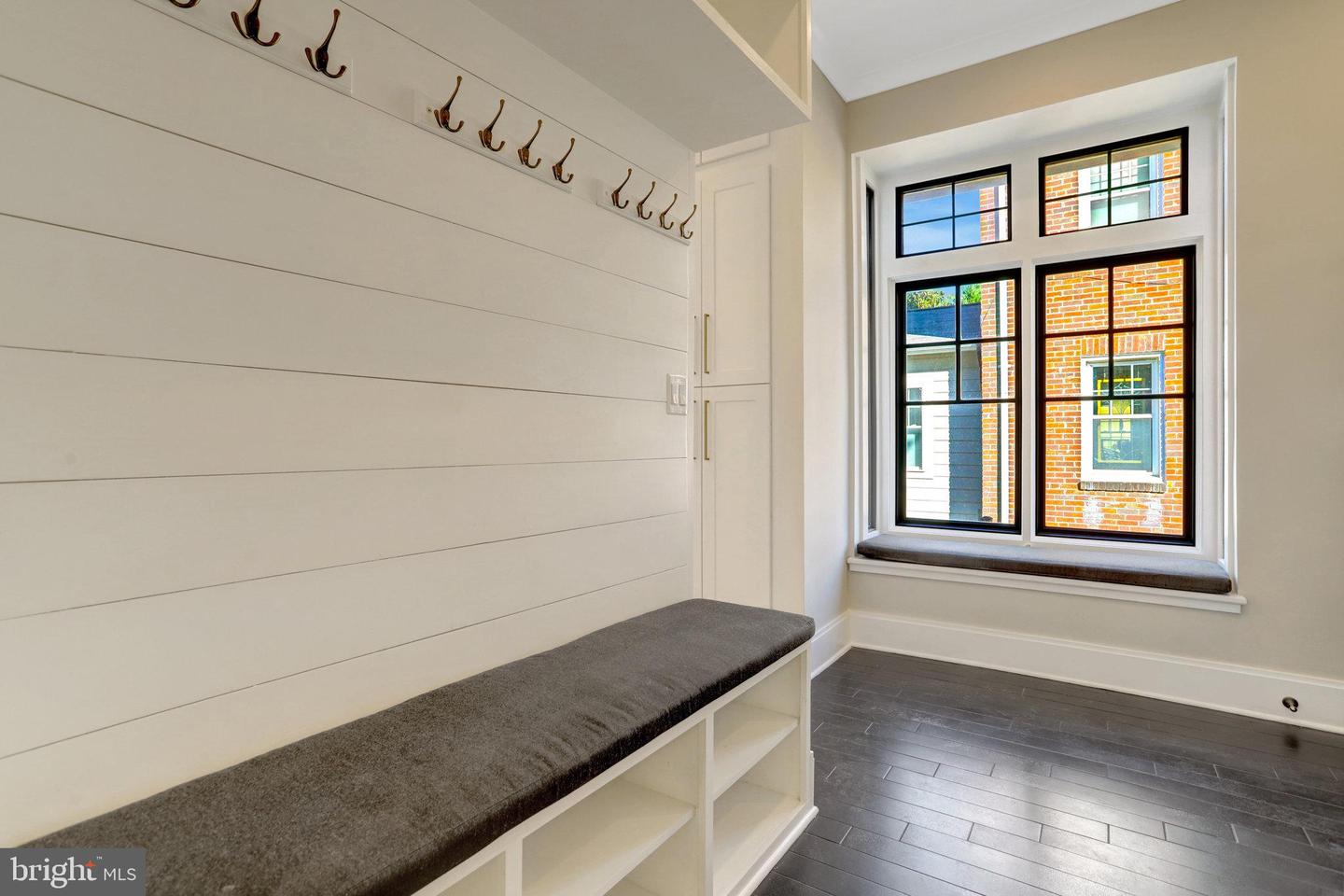 710 N HIGHLAND ST, ARLINGTON, Virginia 22201, 5 Bedrooms Bedrooms, 19 Rooms Rooms,4 BathroomsBathrooms,Residential,For sale,710 N HIGHLAND ST,VAAR2064870 MLS # VAAR2064870