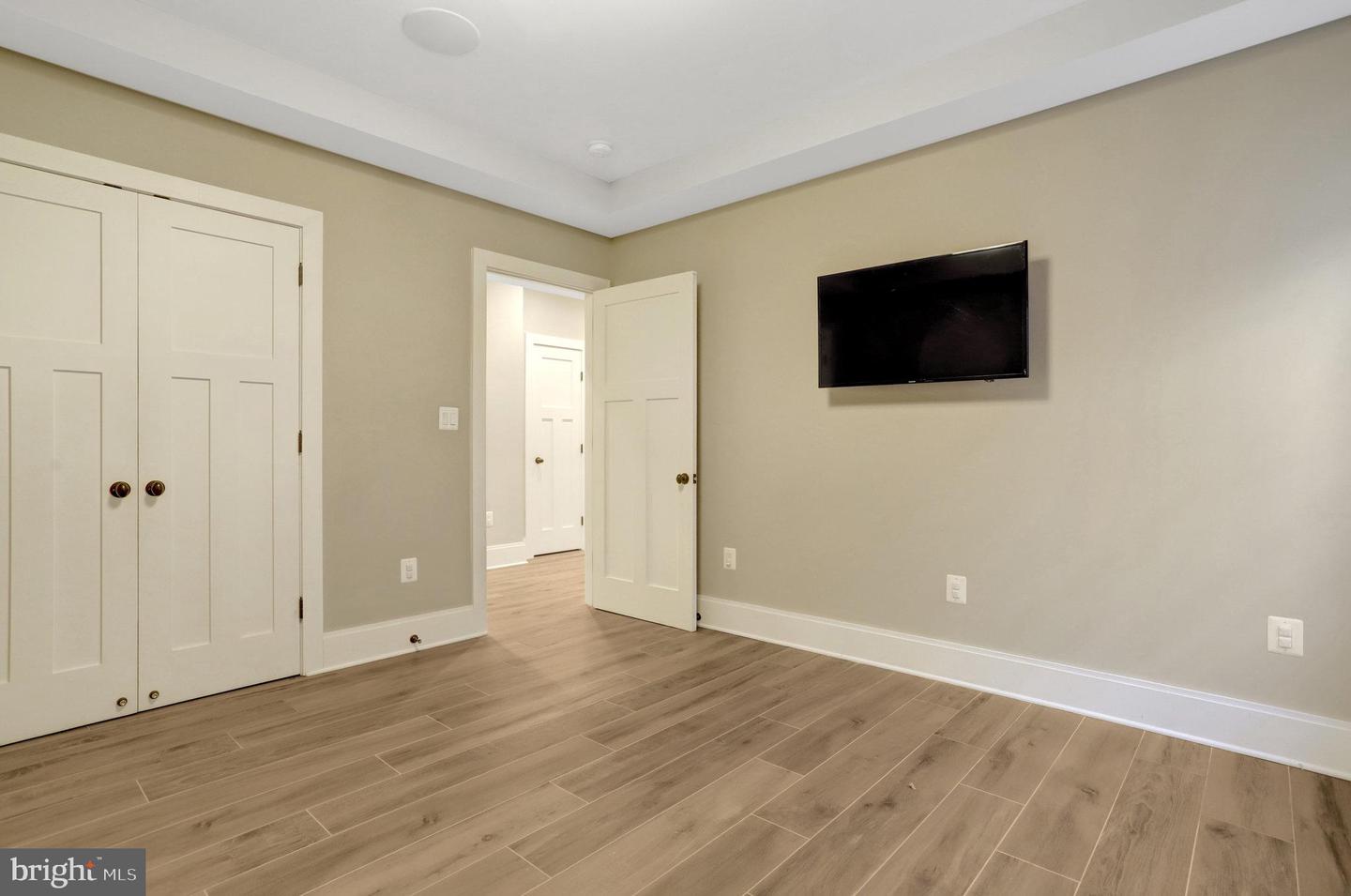 710 N HIGHLAND ST, ARLINGTON, Virginia 22201, 5 Bedrooms Bedrooms, 19 Rooms Rooms,4 BathroomsBathrooms,Residential,For sale,710 N HIGHLAND ST,VAAR2064870 MLS # VAAR2064870
