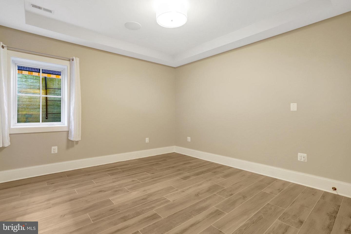 710 N HIGHLAND ST, ARLINGTON, Virginia 22201, 5 Bedrooms Bedrooms, 19 Rooms Rooms,4 BathroomsBathrooms,Residential,For sale,710 N HIGHLAND ST,VAAR2064870 MLS # VAAR2064870