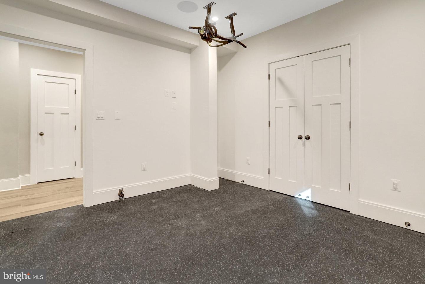 710 N HIGHLAND ST, ARLINGTON, Virginia 22201, 5 Bedrooms Bedrooms, 19 Rooms Rooms,4 BathroomsBathrooms,Residential,For sale,710 N HIGHLAND ST,VAAR2064870 MLS # VAAR2064870