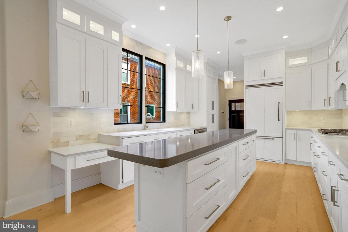710 N HIGHLAND ST, ARLINGTON, Virginia 22201, 5 Bedrooms Bedrooms, 19 Rooms Rooms,4 BathroomsBathrooms,Residential,For sale,710 N HIGHLAND ST,VAAR2064870 MLS # VAAR2064870