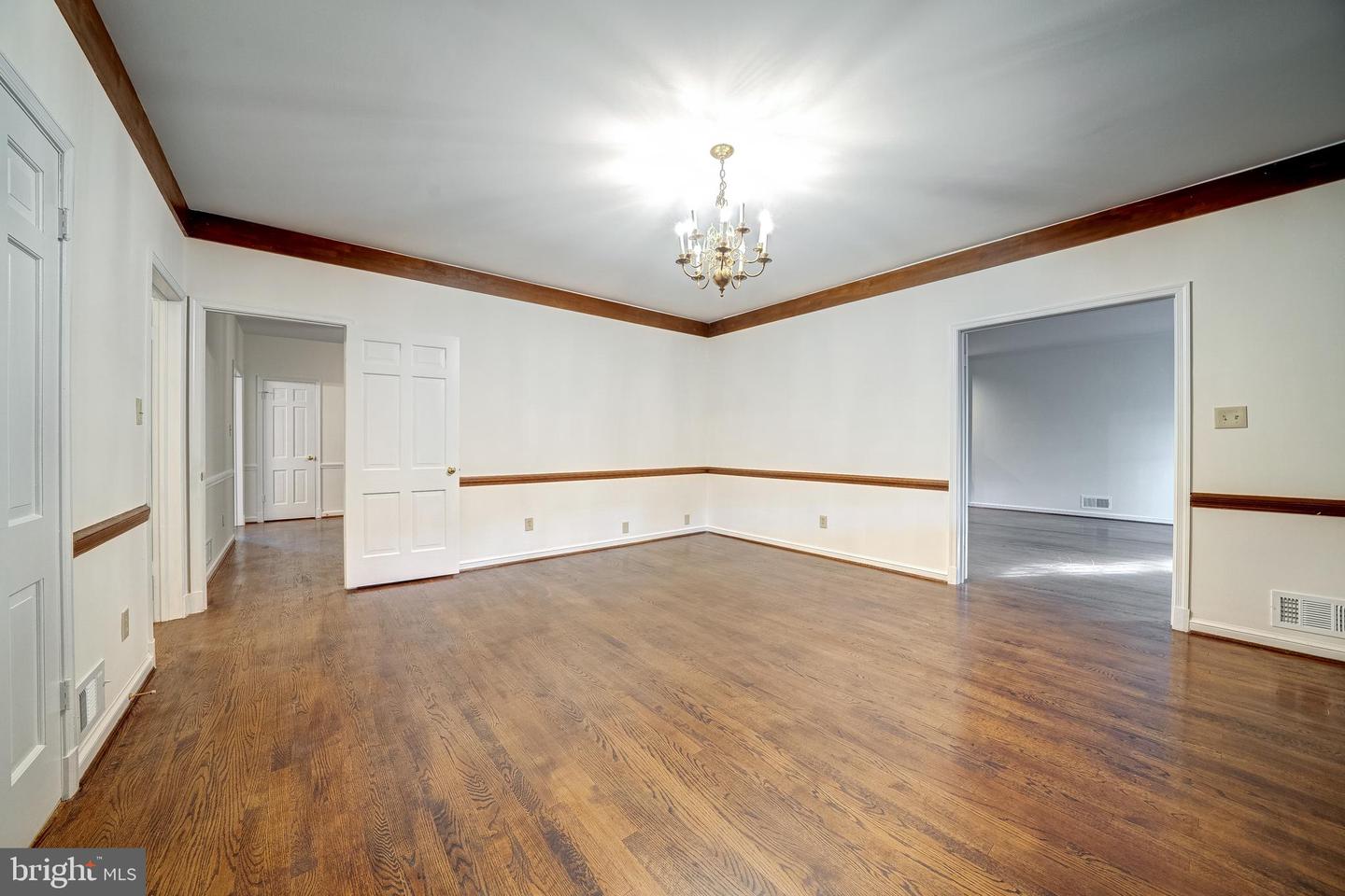 1224 PERRY WILLIAM DR, MCLEAN, Virginia 22101, 5 Bedrooms Bedrooms, ,4 BathroomsBathrooms,Residential,For sale,1224 PERRY WILLIAM DR,VAFX2274216 MLS # VAFX2274216