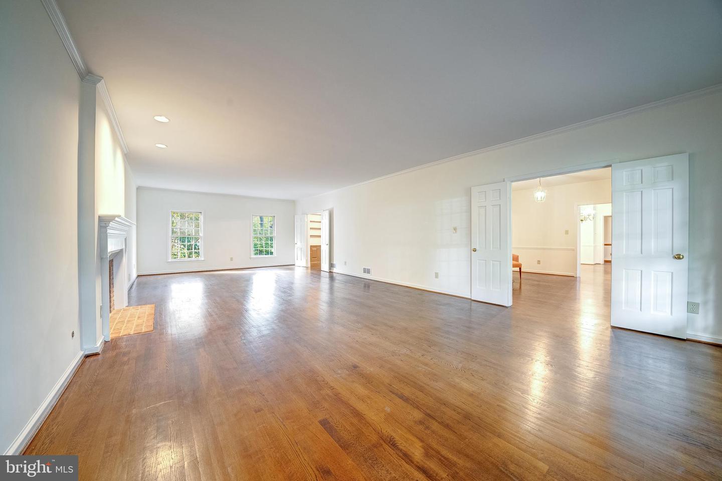 1224 PERRY WILLIAM DR, MCLEAN, Virginia 22101, 5 Bedrooms Bedrooms, ,4 BathroomsBathrooms,Residential,For sale,1224 PERRY WILLIAM DR,VAFX2274216 MLS # VAFX2274216
