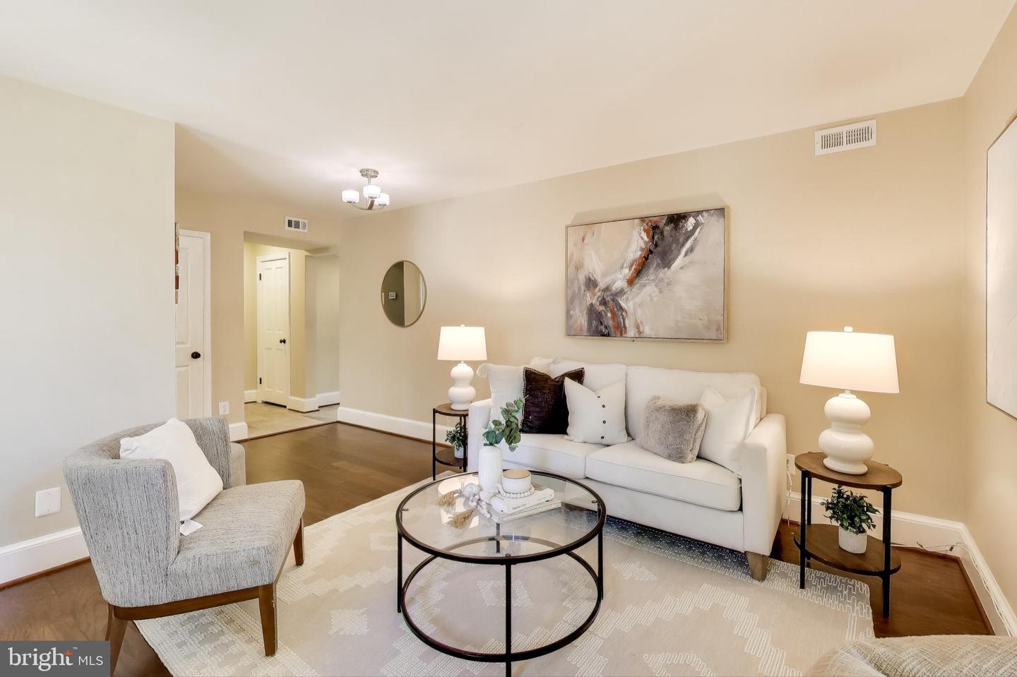 2725 ORDWAY ST NW #2, WASHINGTON, District Of Columbia 20008, 1 Bedroom Bedrooms, ,1 BathroomBathrooms,Residential,For sale,2725 ORDWAY ST NW #2,DCDC2226990 MLS # DCDC2226990
