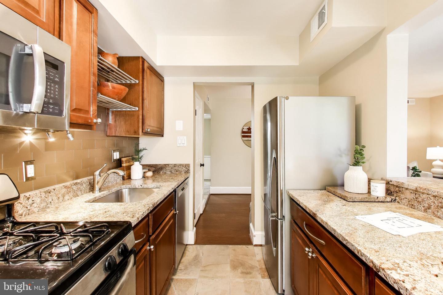 2725 ORDWAY ST NW #2, WASHINGTON, District Of Columbia 20008, 1 Bedroom Bedrooms, ,1 BathroomBathrooms,Residential,For sale,2725 ORDWAY ST NW #2,DCDC2226990 MLS # DCDC2226990
