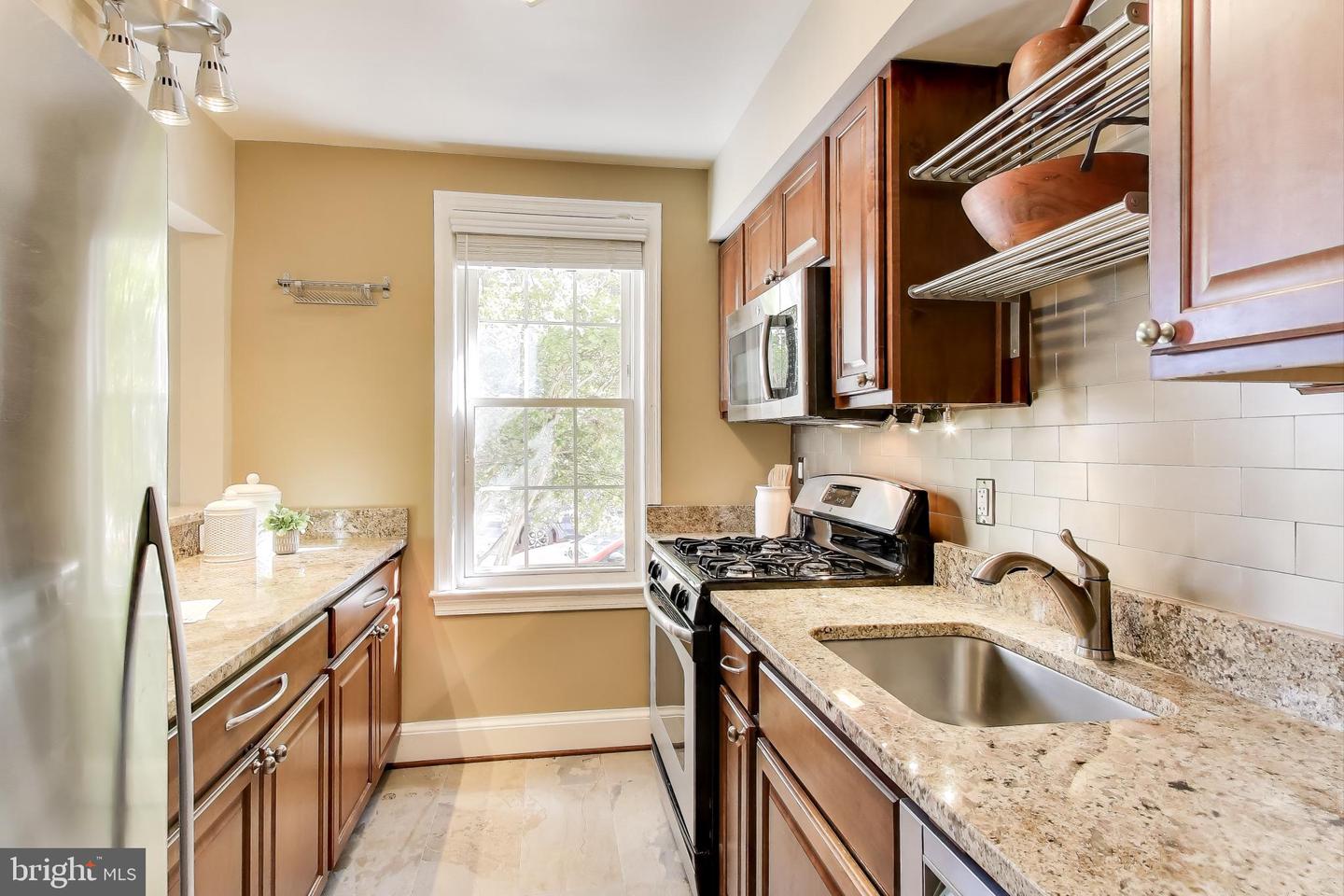 2725 ORDWAY ST NW #2, WASHINGTON, District Of Columbia 20008, 1 Bedroom Bedrooms, ,1 BathroomBathrooms,Residential,For sale,2725 ORDWAY ST NW #2,DCDC2226990 MLS # DCDC2226990