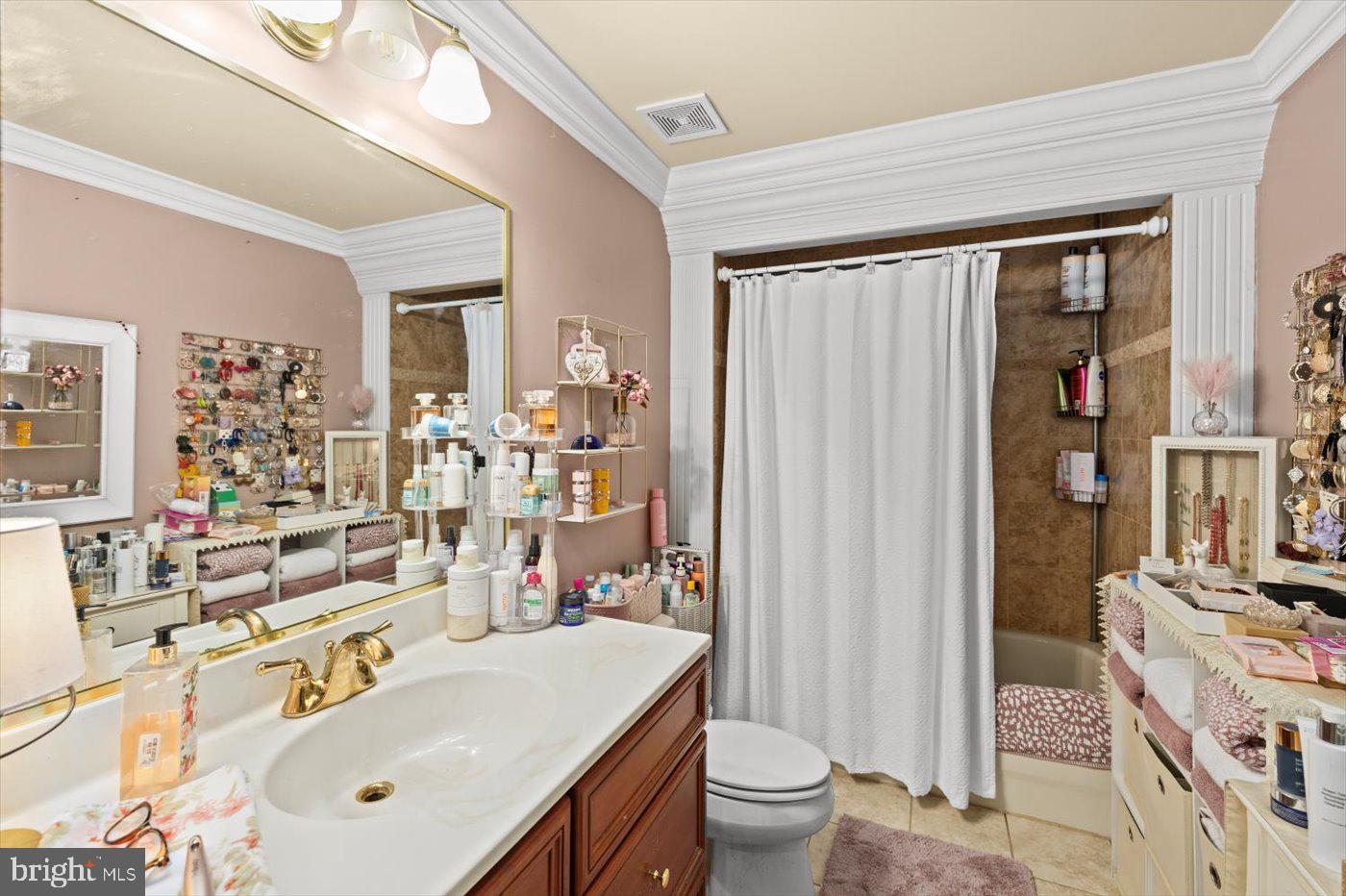 12124 SAWHILL BLVD, SPOTSYLVANIA, Virginia 22553, 6 Bedrooms Bedrooms, ,6 BathroomsBathrooms,Residential,For sale,12124 SAWHILL BLVD,VASP2036898 MLS # VASP2036898