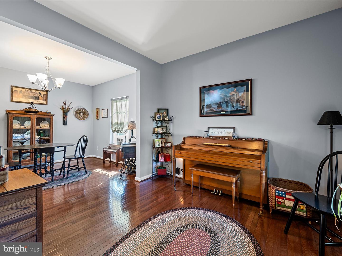 214 MOSAIC CT, STEPHENSON, Virginia 22656, 4 Bedrooms Bedrooms, ,4 BathroomsBathrooms,Residential,For sale,214 MOSAIC CT,VAFV2037378 MLS # VAFV2037378