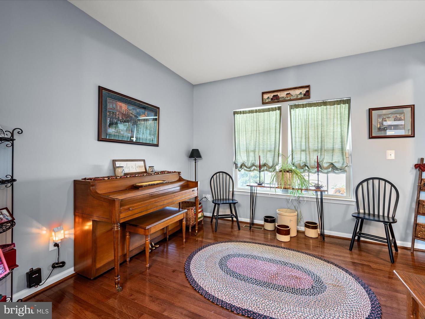214 MOSAIC CT, STEPHENSON, Virginia 22656, 4 Bedrooms Bedrooms, ,4 BathroomsBathrooms,Residential,For sale,214 MOSAIC CT,VAFV2037378 MLS # VAFV2037378