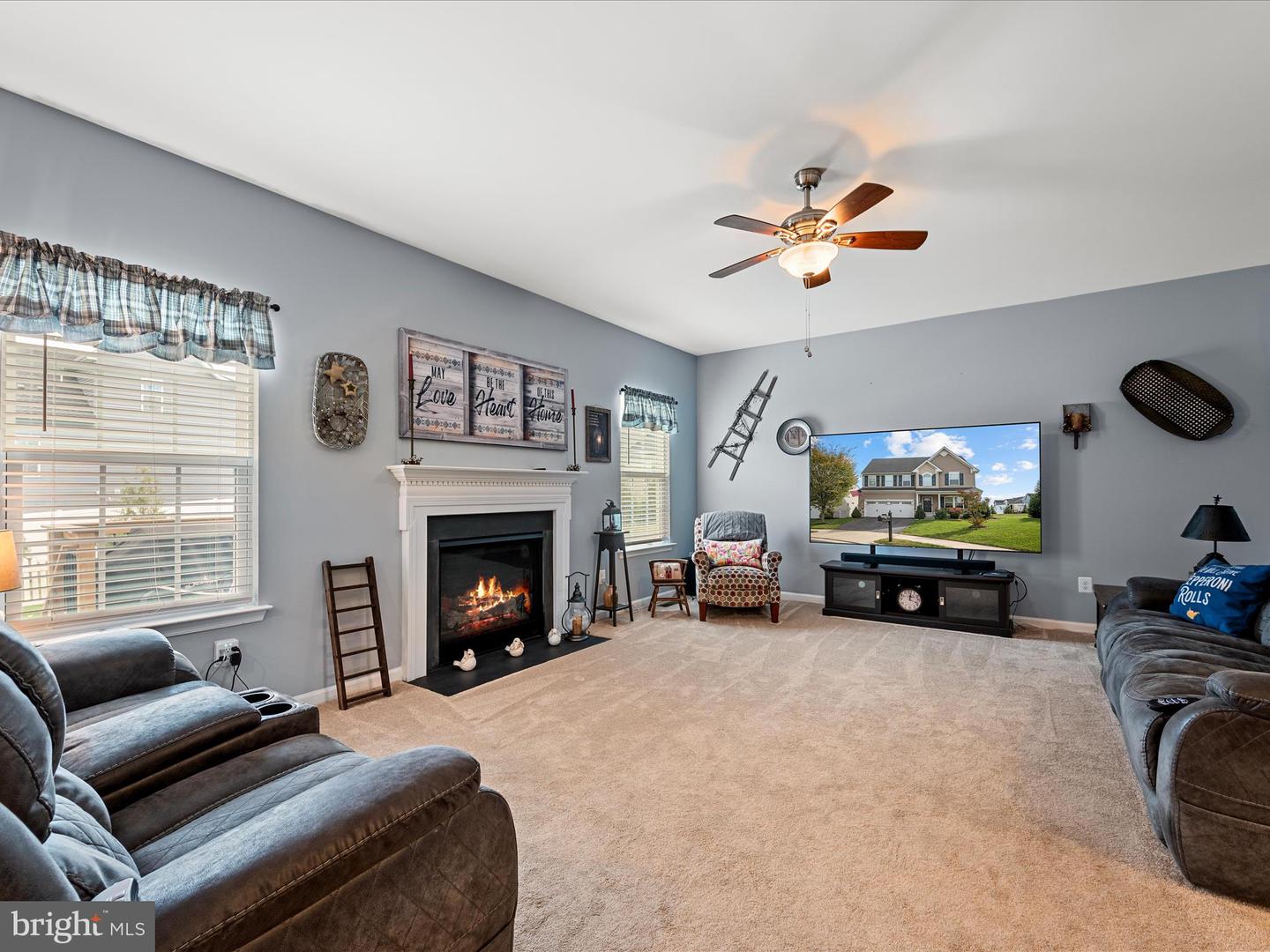 214 MOSAIC CT, STEPHENSON, Virginia 22656, 4 Bedrooms Bedrooms, ,4 BathroomsBathrooms,Residential,For sale,214 MOSAIC CT,VAFV2037378 MLS # VAFV2037378