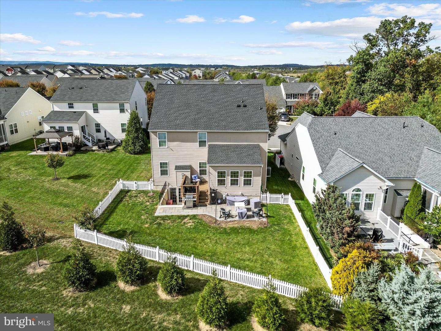 214 MOSAIC CT, STEPHENSON, Virginia 22656, 4 Bedrooms Bedrooms, ,4 BathroomsBathrooms,Residential,For sale,214 MOSAIC CT,VAFV2037378 MLS # VAFV2037378
