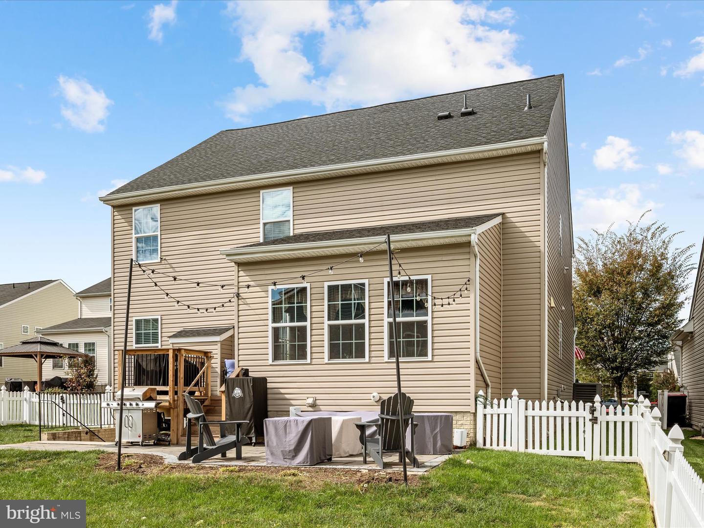 214 MOSAIC CT, STEPHENSON, Virginia 22656, 4 Bedrooms Bedrooms, ,4 BathroomsBathrooms,Residential,For sale,214 MOSAIC CT,VAFV2037378 MLS # VAFV2037378