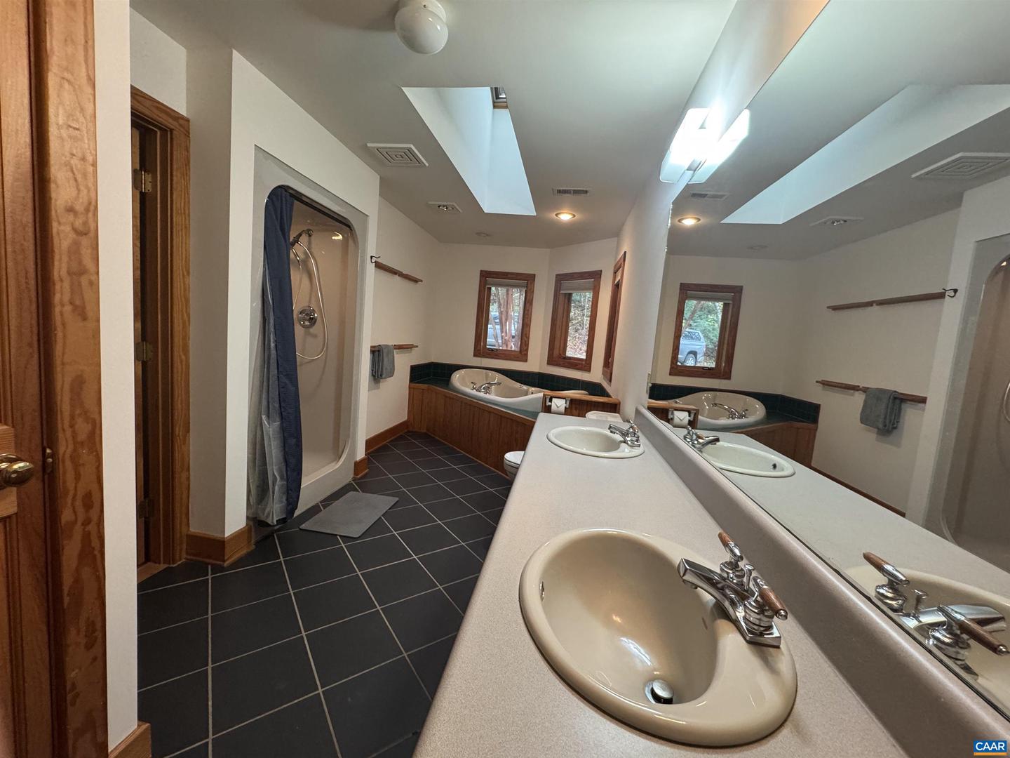 25 FALLING SPRINGS DR, AFTON, Virginia 22920, 3 Bedrooms Bedrooms, ,2 BathroomsBathrooms,Residential,For sale,25 FALLING SPRINGS DR,669780 MLS # 669780