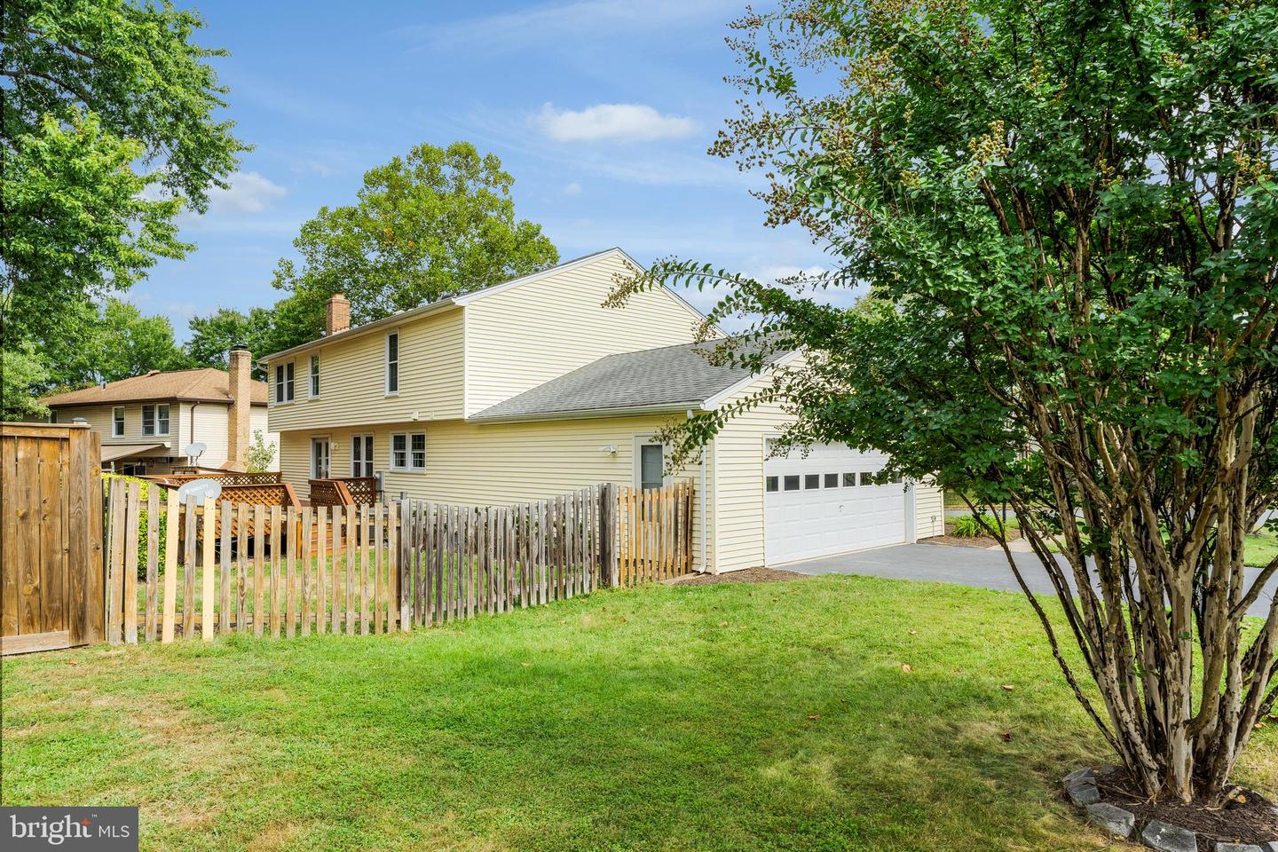 1330 ROCK CHAPEL RD, HERNDON, Virginia 20170, 5 Bedrooms Bedrooms, ,2 BathroomsBathrooms,Residential,For sale,1330 ROCK CHAPEL RD,VAFX2273424 MLS # VAFX2273424