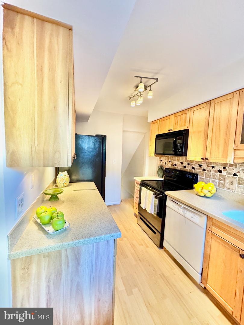 4800 30TH ST S, ARLINGTON, Virginia 22206, 1 Bedroom Bedrooms, ,2 BathroomsBathrooms,Residential,For sale,4800 30TH ST S,VAAR2064760 MLS # VAAR2064760