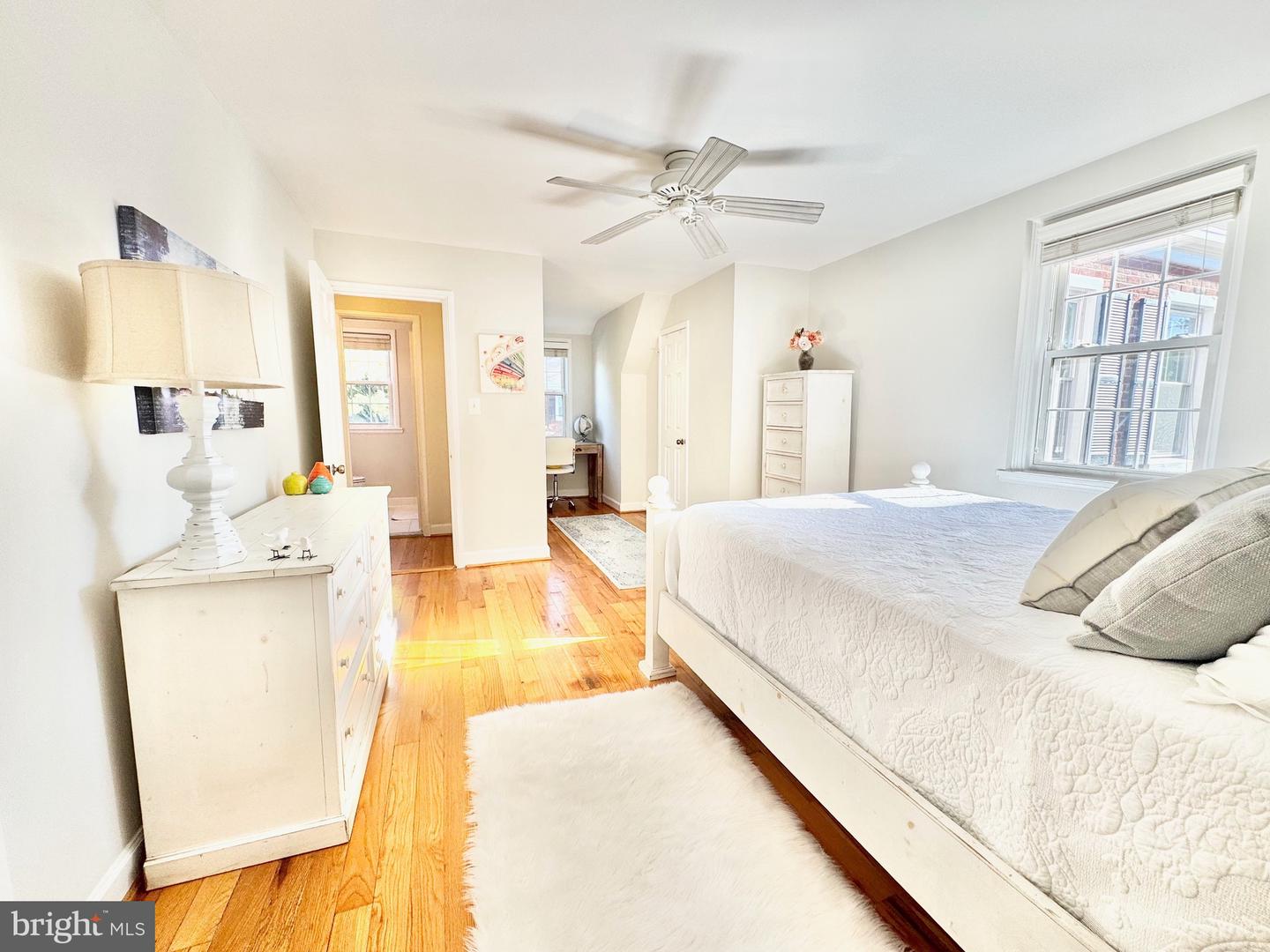 4800 30TH ST S, ARLINGTON, Virginia 22206, 1 Bedroom Bedrooms, ,2 BathroomsBathrooms,Residential,For sale,4800 30TH ST S,VAAR2064760 MLS # VAAR2064760