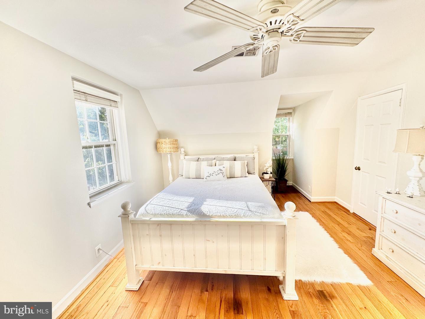 4800 30TH ST S, ARLINGTON, Virginia 22206, 1 Bedroom Bedrooms, ,2 BathroomsBathrooms,Residential,For sale,4800 30TH ST S,VAAR2064760 MLS # VAAR2064760