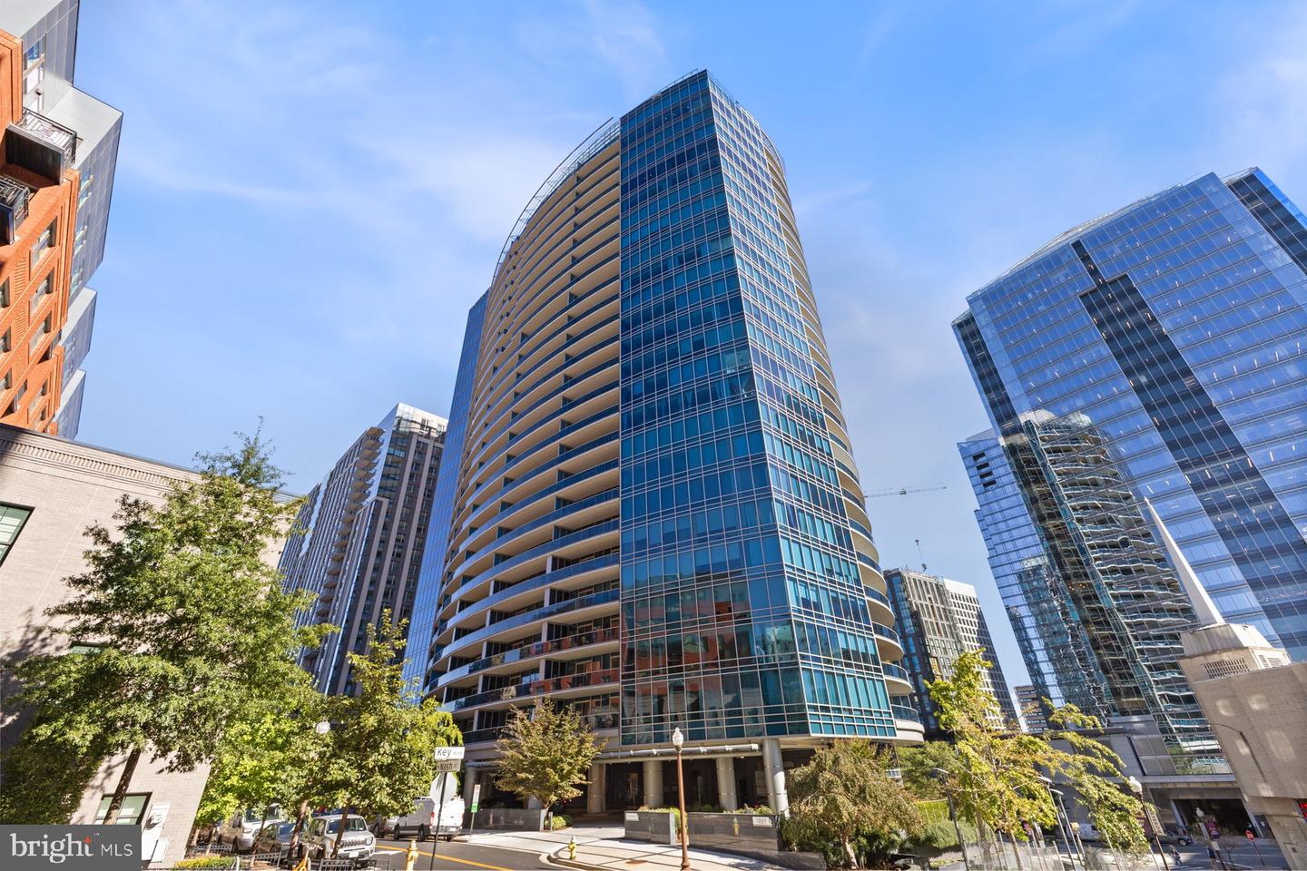 1881 N NASH ST #408, ARLINGTON, Virginia 22209, 1 Bedroom Bedrooms, ,1 BathroomBathrooms,Residential,For sale,1881 N NASH ST #408,VAAR2064948 MLS # VAAR2064948