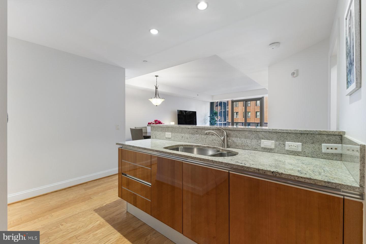 1881 N NASH ST #408, ARLINGTON, Virginia 22209, 1 Bedroom Bedrooms, ,1 BathroomBathrooms,Residential,For sale,1881 N NASH ST #408,VAAR2064948 MLS # VAAR2064948