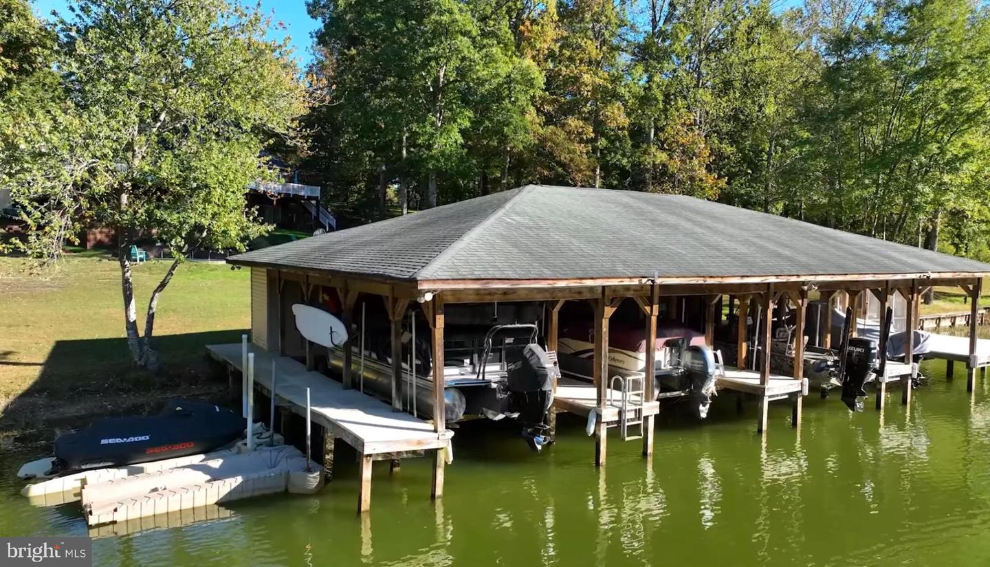 5501 OAK CT, MINERAL, Virginia 23117, 4 Bedrooms Bedrooms, 17 Rooms Rooms,3 BathroomsBathrooms,Residential,For sale,5501 OAK CT,VASP2036950 MLS # VASP2036950