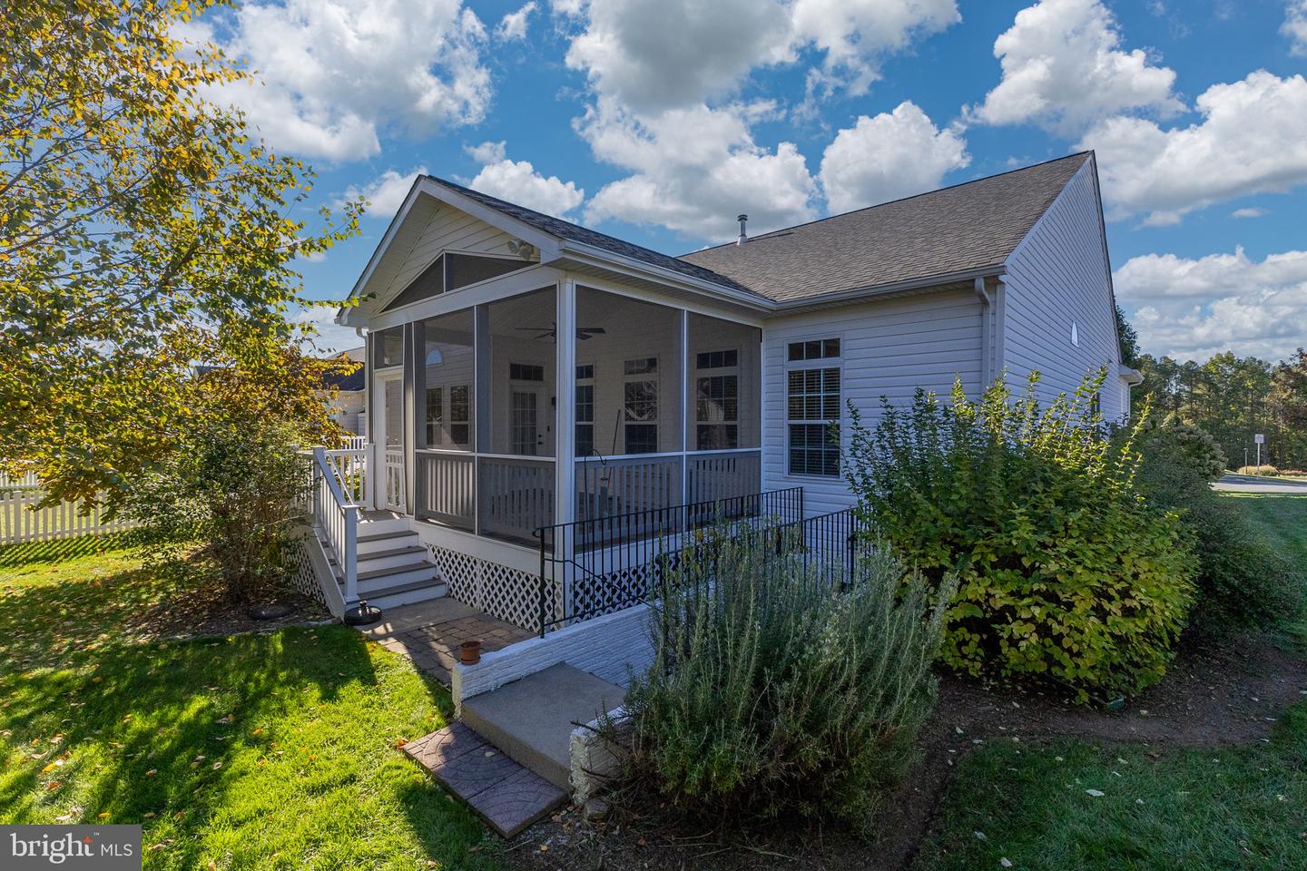 5033 SEWELLS POINTE WAY, FREDERICKSBURG, Virginia 22407, 3 Bedrooms Bedrooms, 5 Rooms Rooms,2 BathroomsBathrooms,Residential,For sale,5033 SEWELLS POINTE WAY,VASP2036954 MLS # VASP2036954