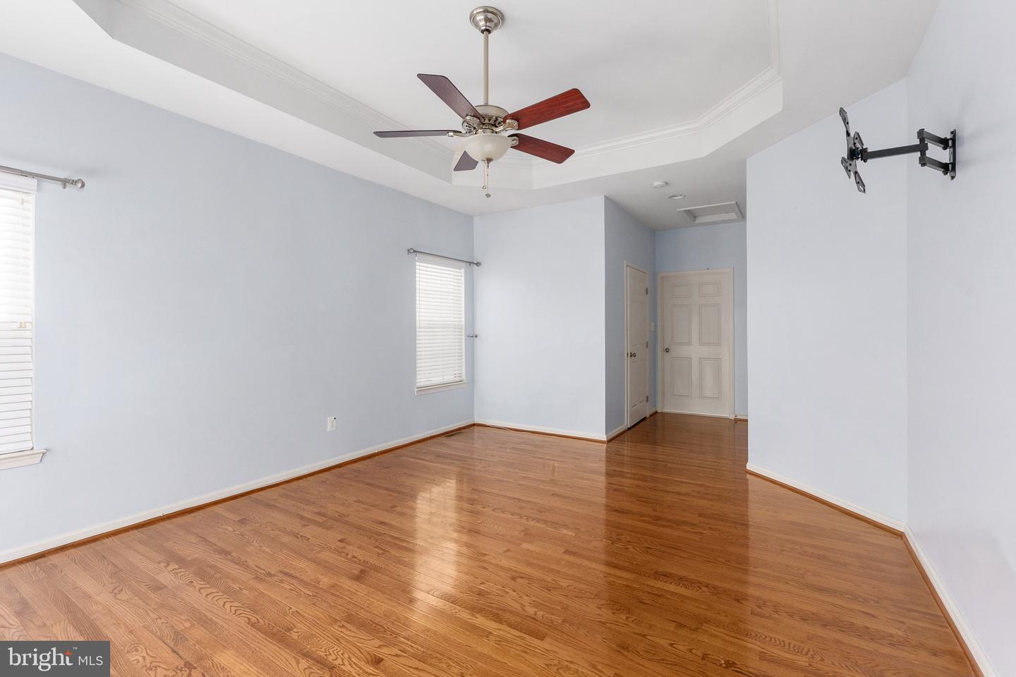 5033 SEWELLS POINTE WAY, FREDERICKSBURG, Virginia 22407, 3 Bedrooms Bedrooms, 5 Rooms Rooms,2 BathroomsBathrooms,Residential,For sale,5033 SEWELLS POINTE WAY,VASP2036954 MLS # VASP2036954