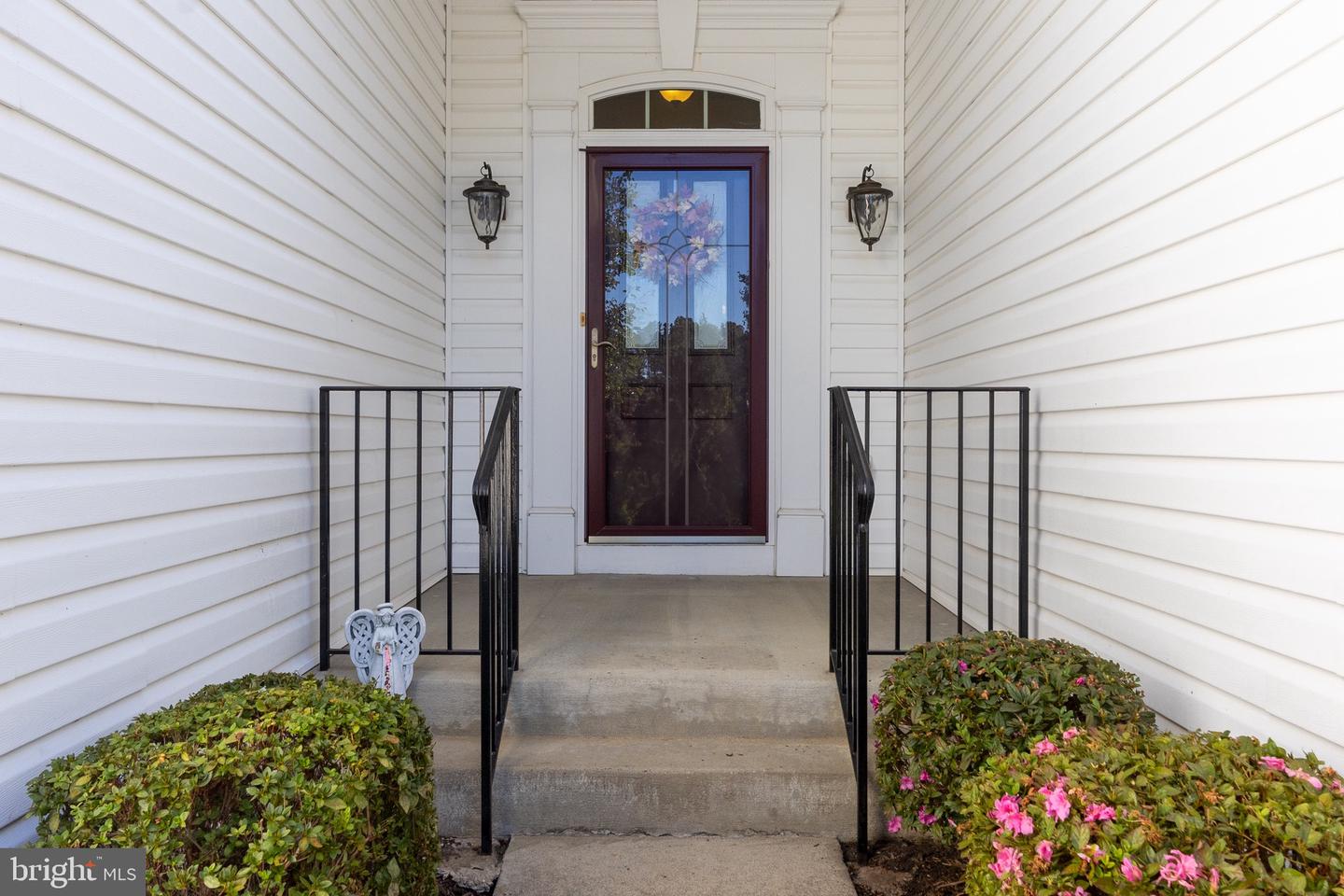 5033 SEWELLS POINTE WAY, FREDERICKSBURG, Virginia 22407, 3 Bedrooms Bedrooms, 5 Rooms Rooms,2 BathroomsBathrooms,Residential,For sale,5033 SEWELLS POINTE WAY,VASP2036954 MLS # VASP2036954