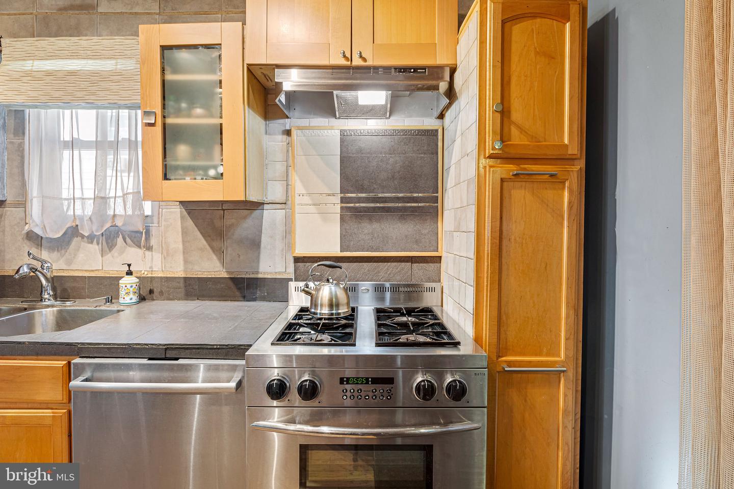 2515 17TH ST NE, WASHINGTON, District Of Columbia 20018, 3 Bedrooms Bedrooms, ,1 BathroomBathrooms,Residential,For sale,2515 17TH ST NE,DCDC2227300 MLS # DCDC2227300