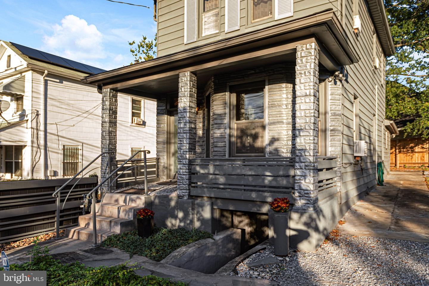 2515 17TH ST NE, WASHINGTON, District Of Columbia 20018, 3 Bedrooms Bedrooms, ,1 BathroomBathrooms,Residential,For sale,2515 17TH ST NE,DCDC2227300 MLS # DCDC2227300