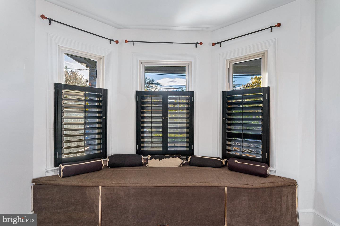 2515 17TH ST NE, WASHINGTON, District Of Columbia 20018, 3 Bedrooms Bedrooms, ,1 BathroomBathrooms,Residential,For sale,2515 17TH ST NE,DCDC2227300 MLS # DCDC2227300