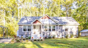 895 LONG POINT RD, HAGUE, Virginia 22469, 3 Bedrooms Bedrooms, 7 Rooms Rooms,2 BathroomsBathrooms,Residential,For sale,895 LONG POINT RD,VAWE2009960 MLS # VAWE2009960
