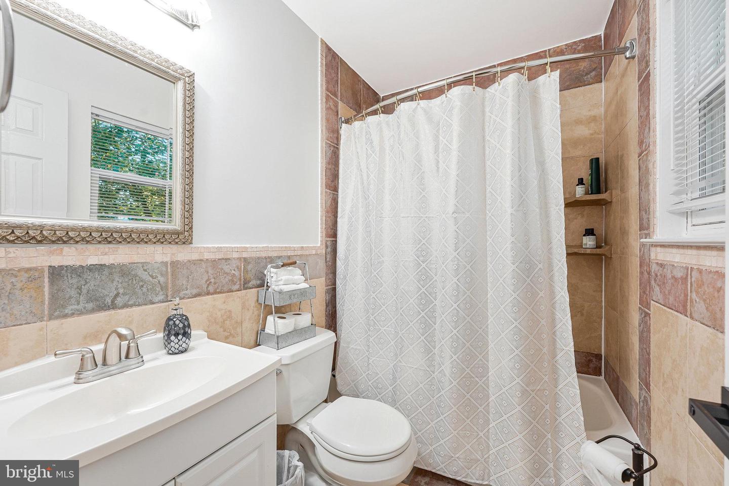 13454 PRINCEDALE DR, WOODBRIDGE, Virginia 22193, 5 Bedrooms Bedrooms, ,3 BathroomsBathrooms,Residential,For sale,13454 PRINCEDALE DR,VAPW2106126 MLS # VAPW2106126
