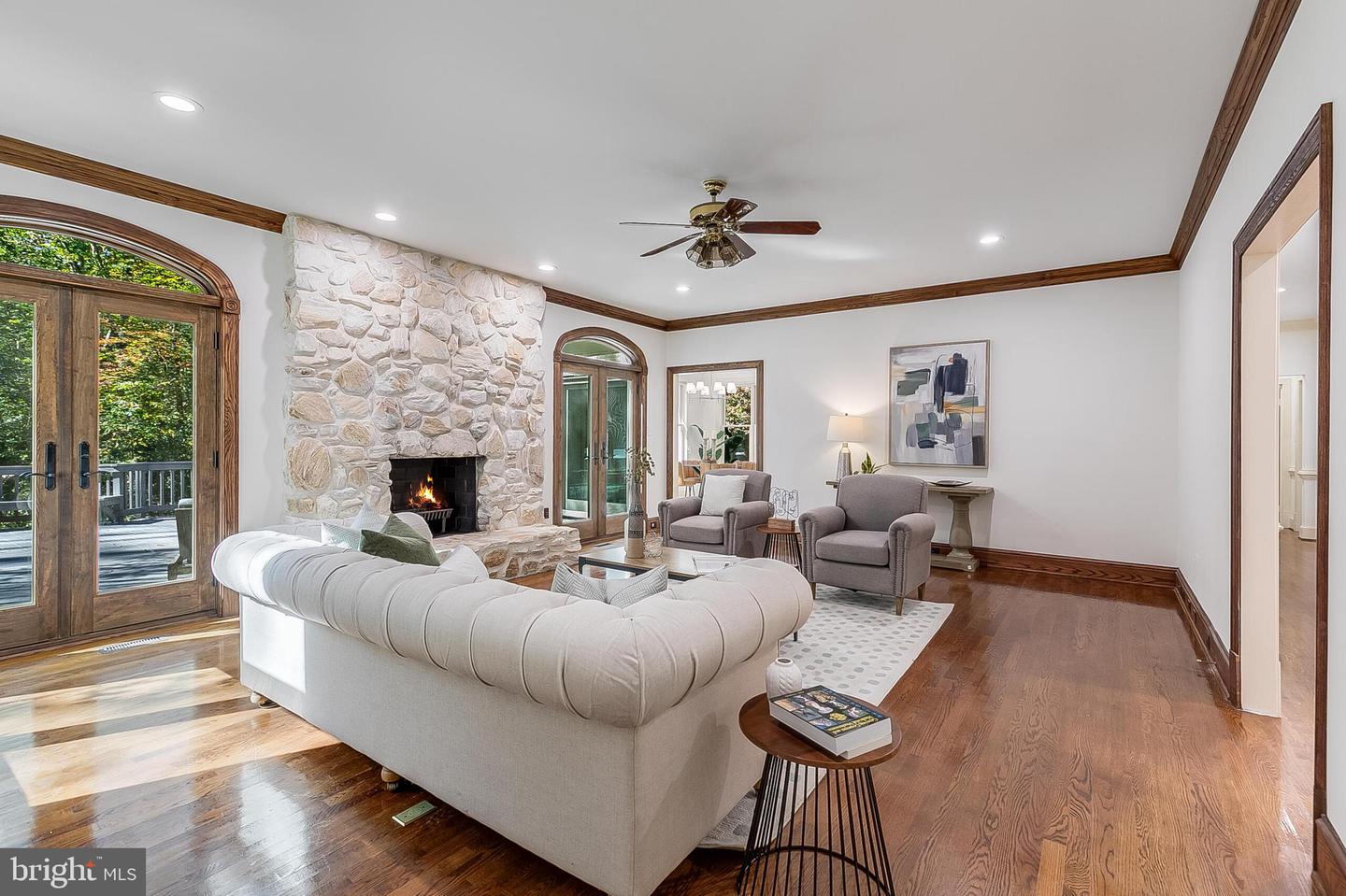 2404 OAKMONT CT, OAKTON, Virginia 22124, 6 Bedrooms Bedrooms, ,5 BathroomsBathrooms,Residential,For sale,2404 OAKMONT CT,VAFX2274844 MLS # VAFX2274844