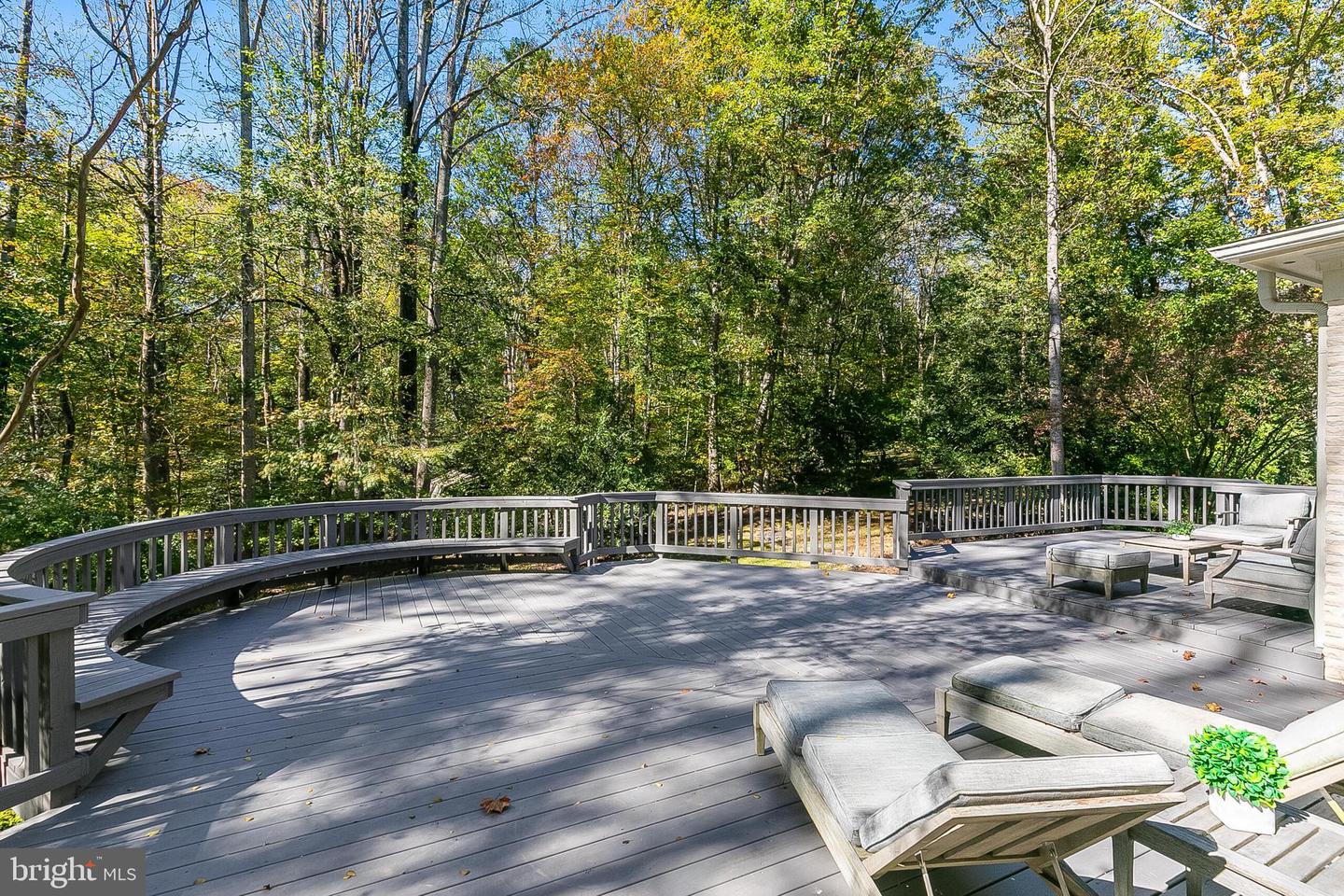 2404 OAKMONT CT, OAKTON, Virginia 22124, 6 Bedrooms Bedrooms, ,5 BathroomsBathrooms,Residential,For sale,2404 OAKMONT CT,VAFX2274844 MLS # VAFX2274844