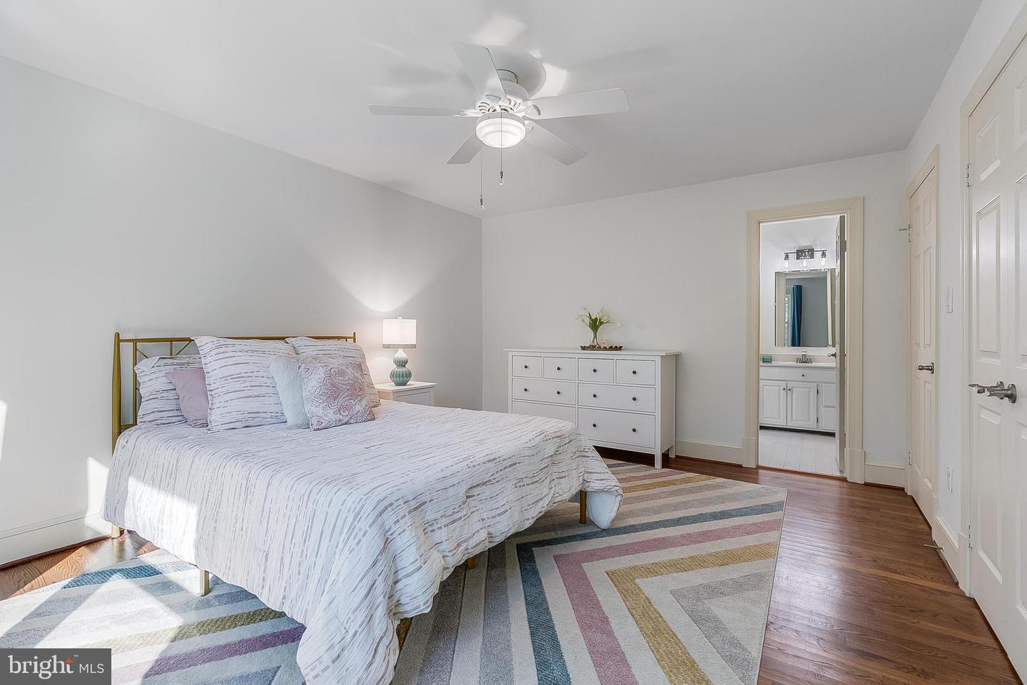 2404 OAKMONT CT, OAKTON, Virginia 22124, 6 Bedrooms Bedrooms, ,5 BathroomsBathrooms,Residential,For sale,2404 OAKMONT CT,VAFX2274844 MLS # VAFX2274844