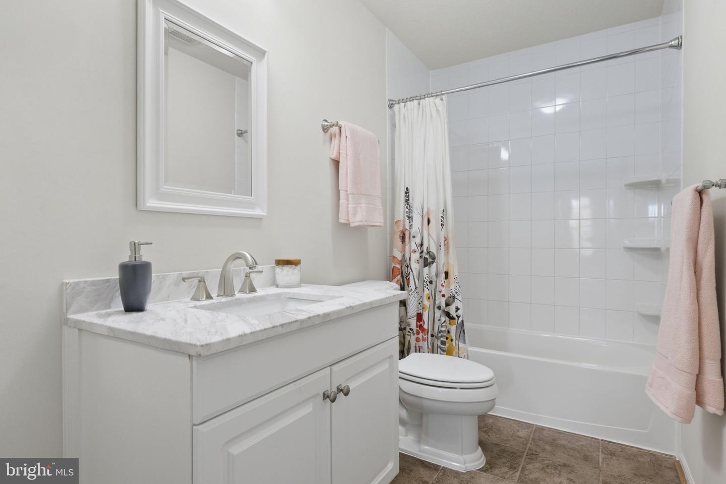 509 CINDY CT, STERLING, Virginia 20164, 5 Bedrooms Bedrooms, ,2 BathroomsBathrooms,Residential,For sale,509 CINDY CT,VALO2109074 MLS # VALO2109074