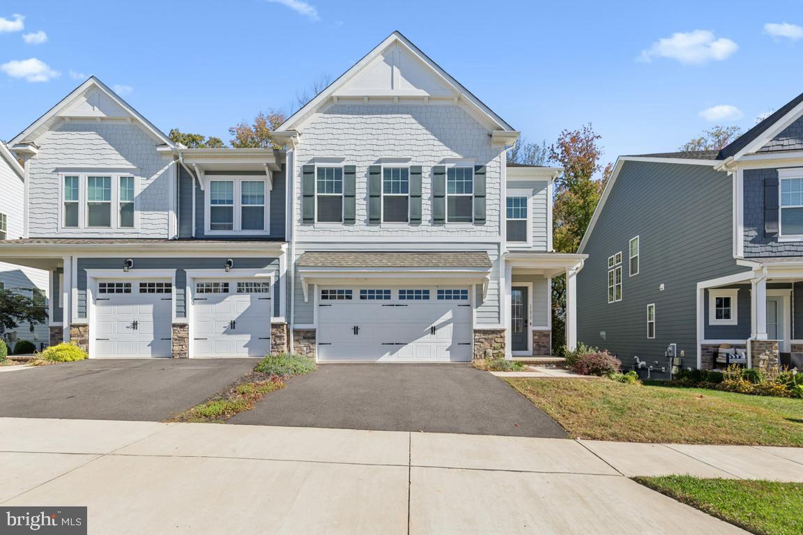 17815 WOODS OVERLOOK DR, DUMFRIES, Virginia 22026, 4 Bedrooms Bedrooms, ,2 BathroomsBathrooms,Residential,For sale,17815 WOODS OVERLOOK DR,VAPW2106166 MLS # VAPW2106166