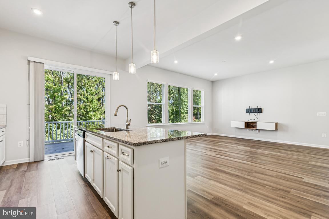17815 WOODS OVERLOOK DR, DUMFRIES, Virginia 22026, 4 Bedrooms Bedrooms, ,2 BathroomsBathrooms,Residential,For sale,17815 WOODS OVERLOOK DR,VAPW2106166 MLS # VAPW2106166